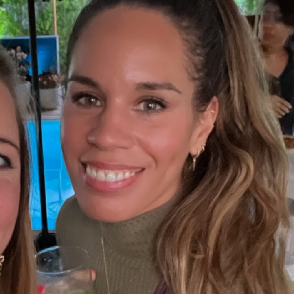 Meet your Posher, Lauren